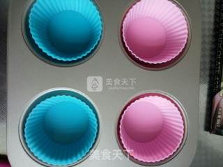 巧克力莲蓉杯的做法步骤：2
