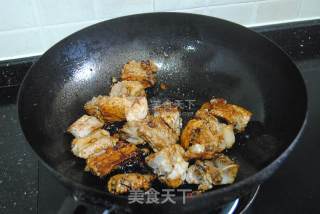 香菇焖排骨的做法步骤：7