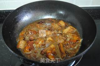 香菇焖排骨的做法步骤：10