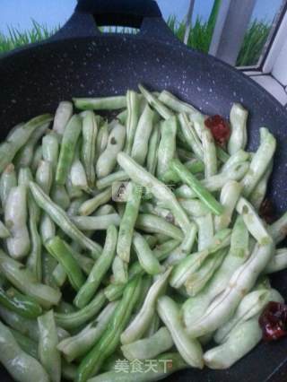 土豆豆角烀饼家常菜的做法步骤：3