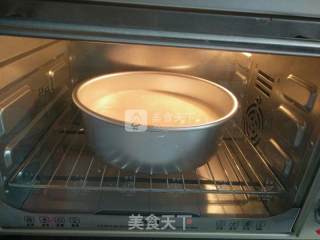 十寸戚风的做法步骤：4
