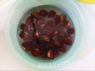 栗蓉皮豆沙月饼的做法步骤：1