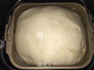 炼乳手撕包的做法步骤：2