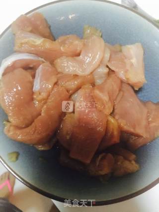 糖醋里脊的做法步骤：2