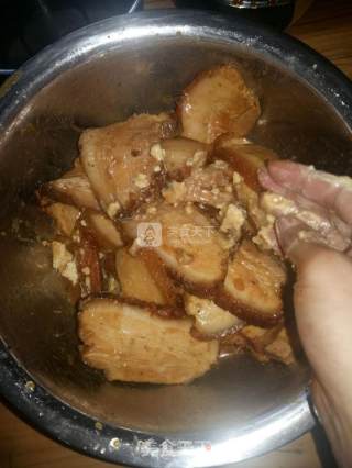 香芋扣肉的做法步骤：2