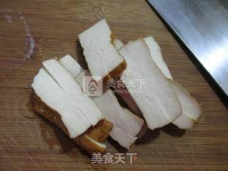 榨菜丝香干炒西兰花的做法步骤：2