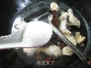 黑木耳千张结烧鸡翅根的做法步骤：8