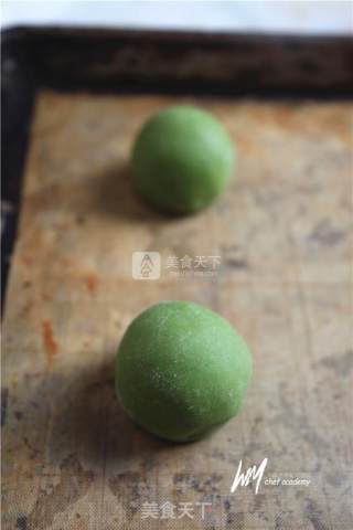 茶月饼的做法步骤：4