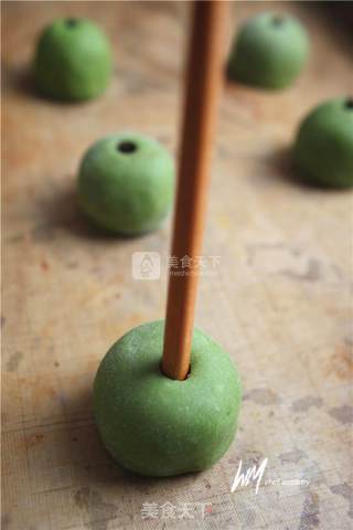 茶月饼的做法步骤：5