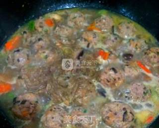 胡萝卜香菇猪肉丸子的做法步骤：6