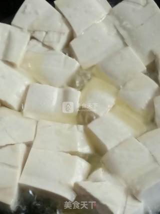 茄汁豆腐的做法步骤：1