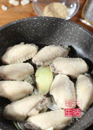 可乐鸡翅的做法步骤：4