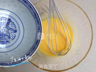 黑芝麻双拼蛋糕的做法步骤：3