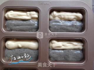 黑芝麻双拼蛋糕的做法步骤：11