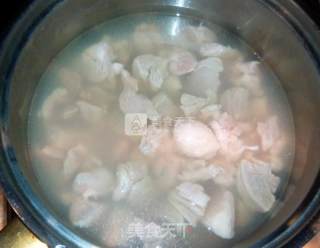 白豆炖肉的做法步骤：3