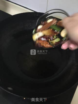 家常红烧鱼的做法步骤：4