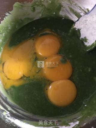 青汁蛋糕的做法步骤：4
