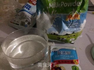 奶粉制作酸奶的做法步骤：1