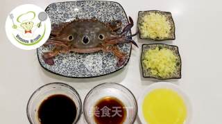 来自秋季的自然馈赠--原汁原味清蒸大花蟹的做法步骤：3