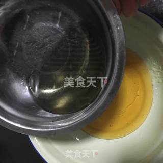 广式月饼之红豆蛋黄馅的做法步骤：2