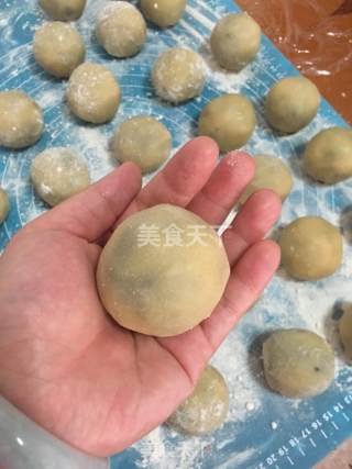 广式月饼之红豆蛋黄馅的做法步骤：15