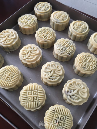 广式月饼之红豆蛋黄馅的做法步骤：23