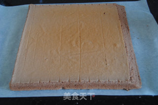 玫瑰巧克力蛋糕卷的做法步骤：13