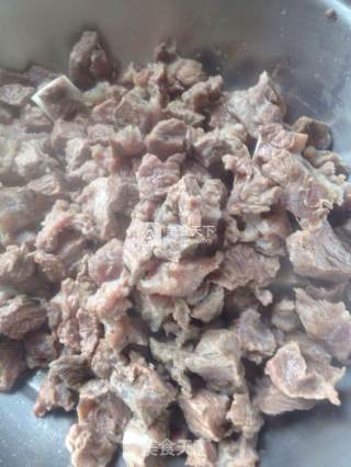土豆牛肉焖饭的做法步骤：3