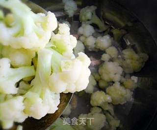 清炒菜花的做法步骤：5