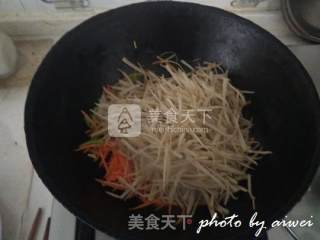 素炒牛蒡三丝的做法步骤：9