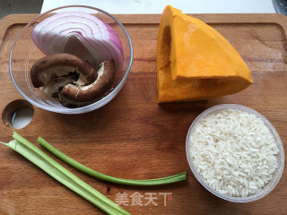 南瓜奶酪焖饭的做法步骤：1