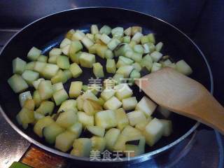 五花肉烧茄丁的做法步骤：4