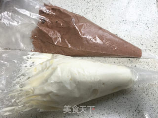 双色戚风蛋糕的做法步骤：12