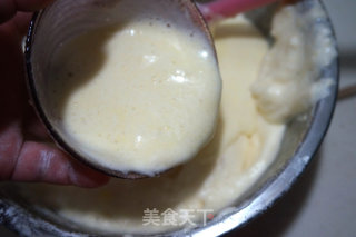 蝴蝶结海绵蛋糕的做法步骤：6