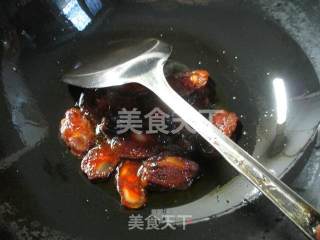 麻辣香肠炒扁豆的做法步骤：2
