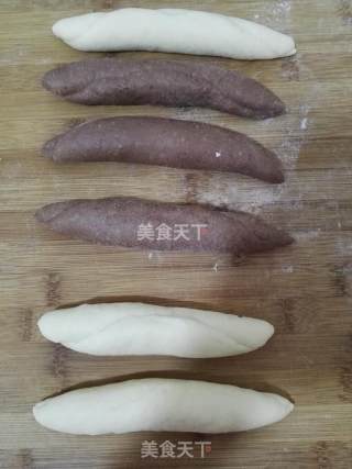 双色土司的做法步骤：17