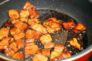 酱香红烧肉的做法步骤：5