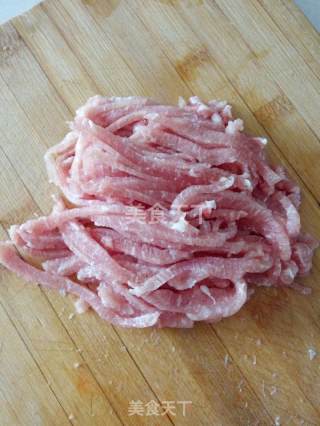 肉丝榨菜的做法步骤：3