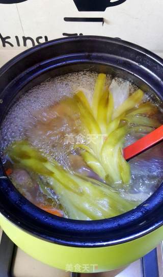 秋季汤水~鲜霸王花煲猪隔膜的做法步骤：4