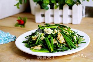 韭菜梗炒鸡蛋的做法步骤：9