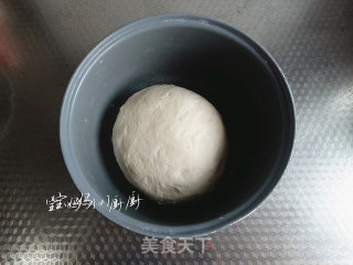 圆白菜芹菜猪肉包的做法步骤：2