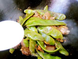 东北排骨炖豆角的做法步骤：11