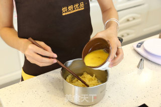 卡仕达泡芙的做法步骤：4