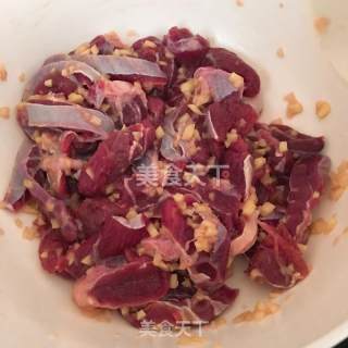 家传牛肉粥的做法步骤：2