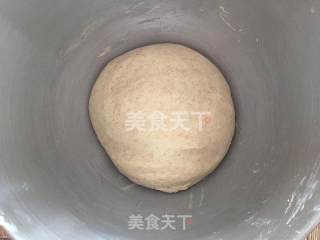亚麻籽软欧包的做法步骤：4
