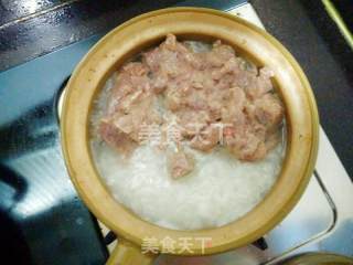 牛肉煲仔饭的做法步骤：4