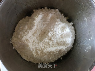 五仁月饼的做法步骤：5
