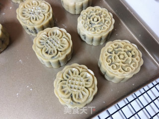 五仁月饼的做法步骤：15