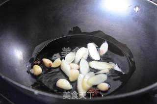 五花肉焖油豆角的做法步骤：2
