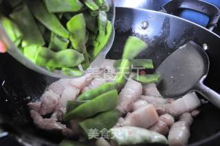 五花肉焖油豆角的做法步骤：4
